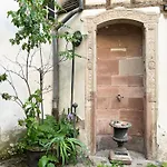 Le Baumann Concept: De Charme Dans Un Monument Historique Apartmán