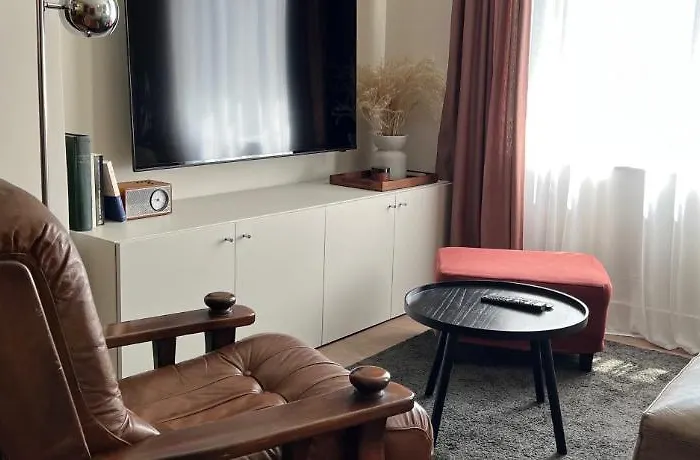 Le Baumann Concept: De Charme Dans Un Monument Historique Apartamento *