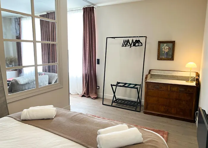 Le Baumann Concept: De Charme Dans Un Monument Historique Apartamento